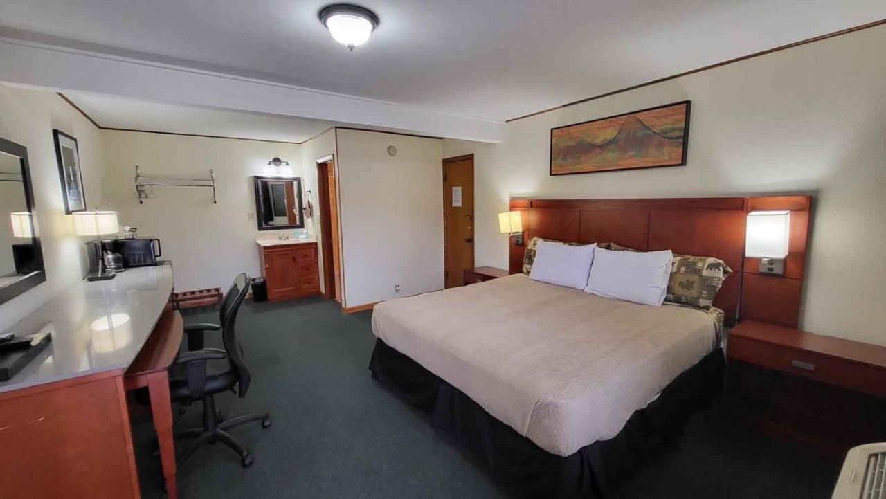 Hunter'S Friend Resort On Indian Point Екстериор снимка