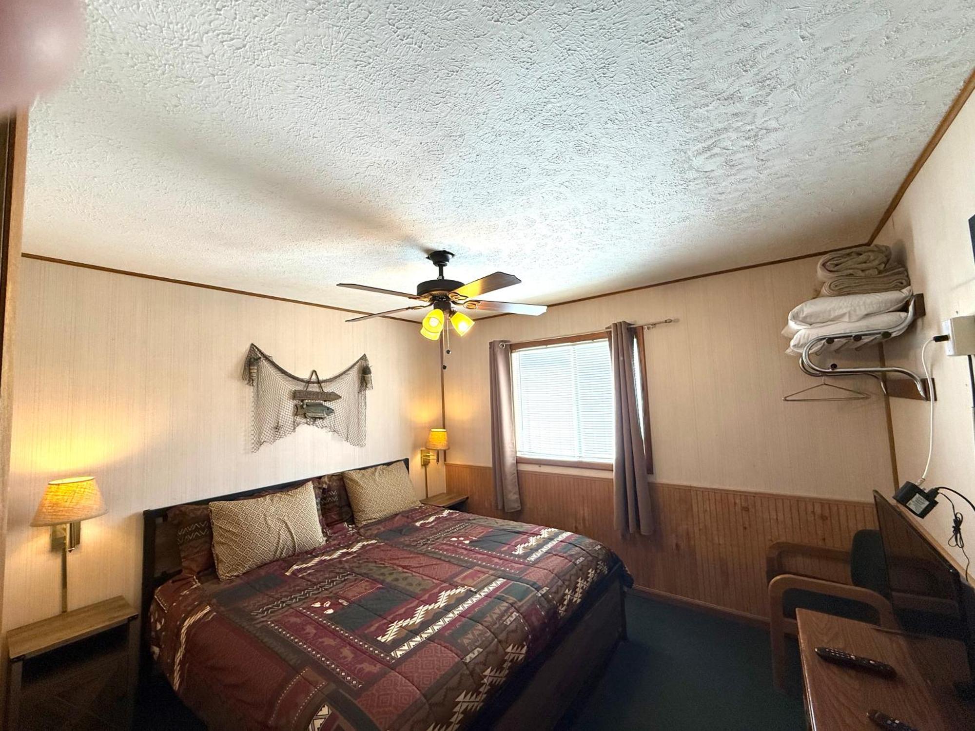 Hunter'S Friend Resort On Indian Point Екстериор снимка